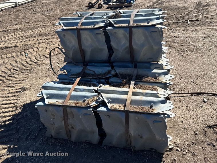 image for item FB7053 Pivot tire tracks