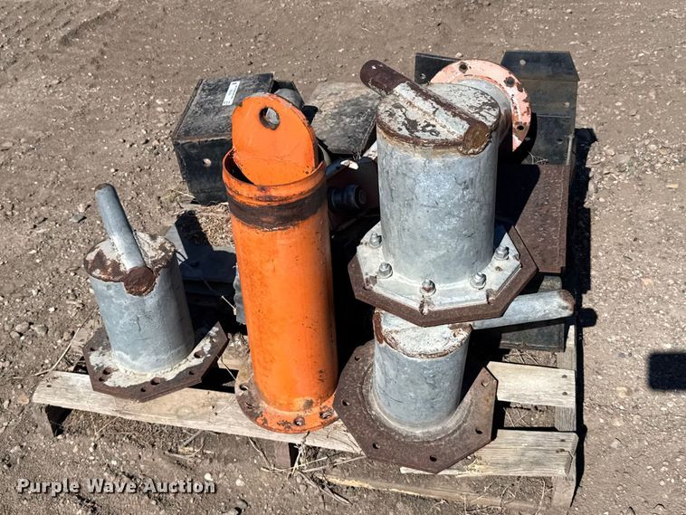 image for item FB7055 Pivot irrigation parts