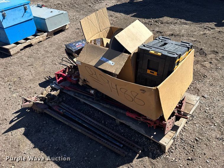 image for item FB7062 Tools