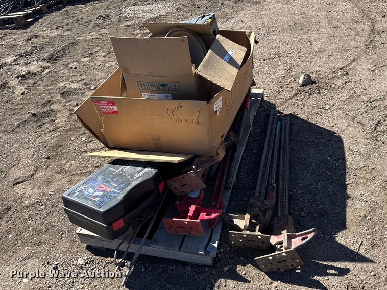 image for item FB7062 Tools