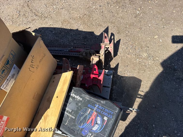 image for item FB7062 Tools