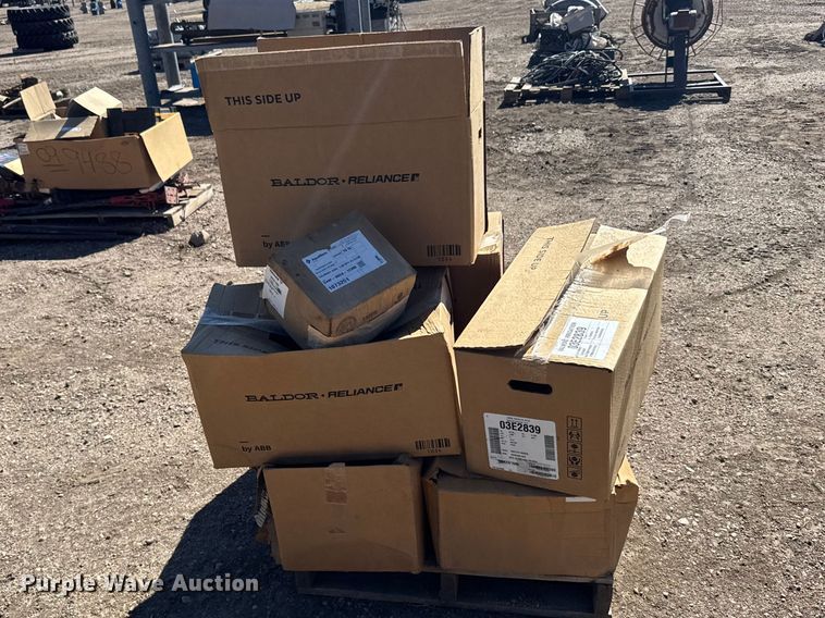 image for item FB7068 (6) Valley center drive motors