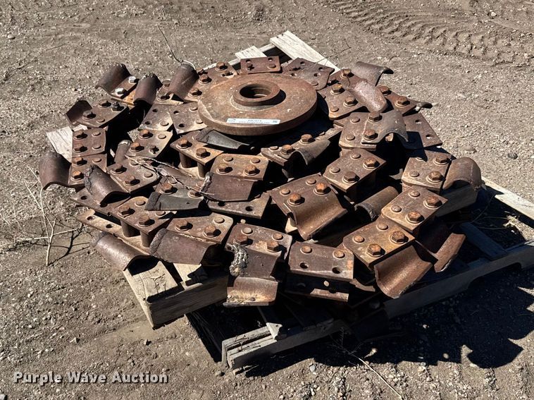 image for item FB7073 (2) trencher chains