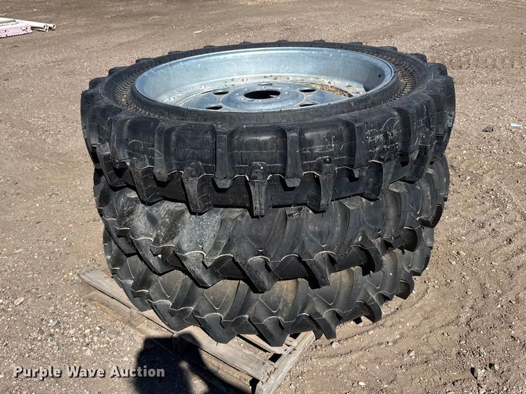image for item FB7077 Tires and wheels