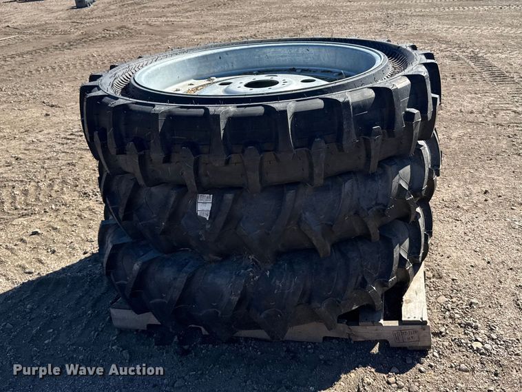 image for item FB7077 Tires and wheels