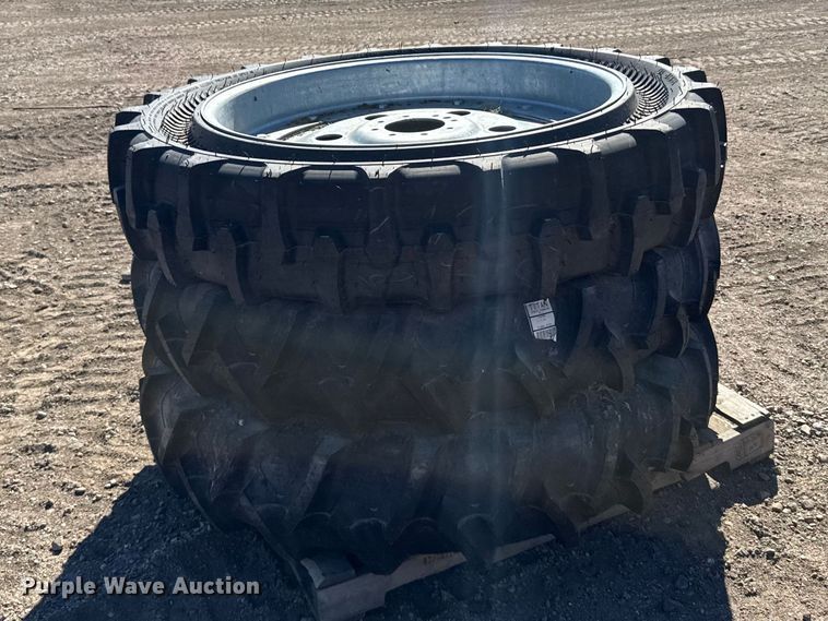 image for item FB7077 Tires and wheels