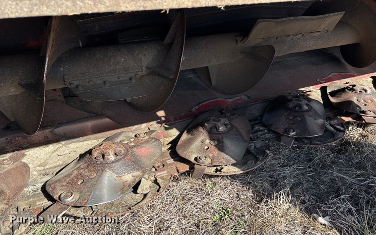 image for item FC1618 2015 Case IH WD2104 swather / windrower