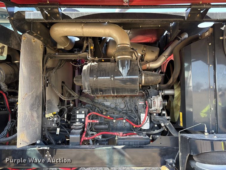 image for item FC1618 2015 Case IH WD2104 swather / windrower