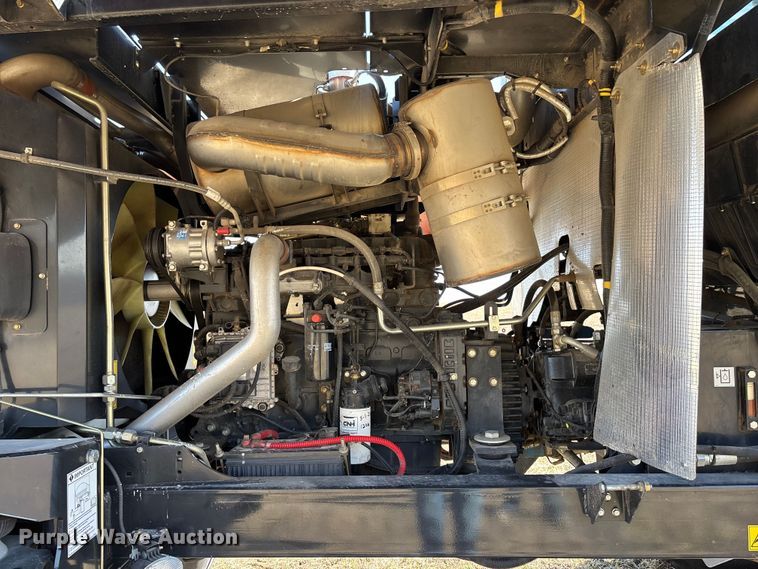 image for item FC1618 2015 Case IH WD2104 swather / windrower