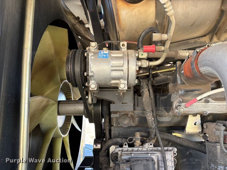 image for item FC1618 2015 Case IH WD2104 swather / windrower