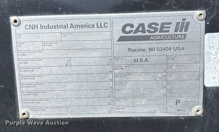 image for item FC1618 2015 Case IH WD2104 swather / windrower