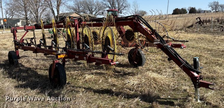 image for item FC1620 M and W DF-12 hay rake