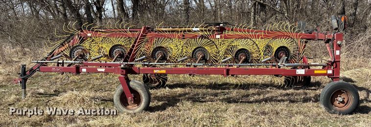 image for item FC1620 M and W DF-12 hay rake