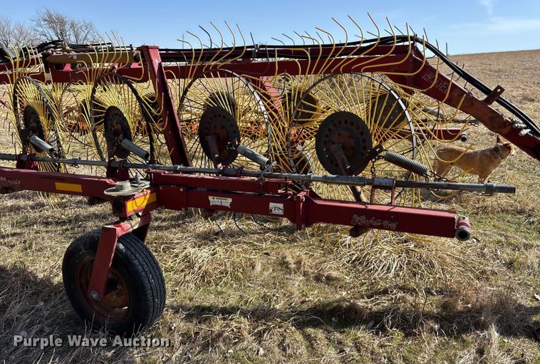 image for item FC1620 M and W DF-12 hay rake