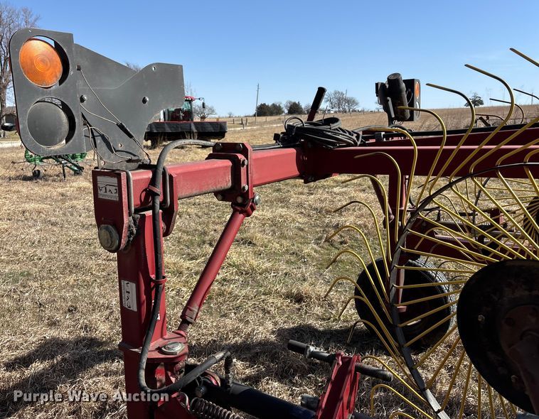 image for item FC1620 M and W DF-12 hay rake