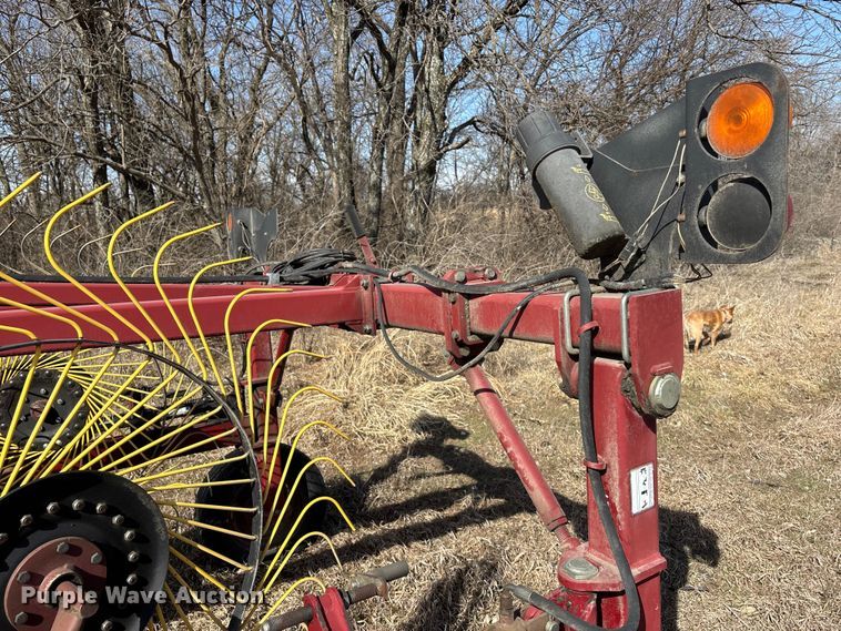 image for item FC1620 M and W DF-12 hay rake