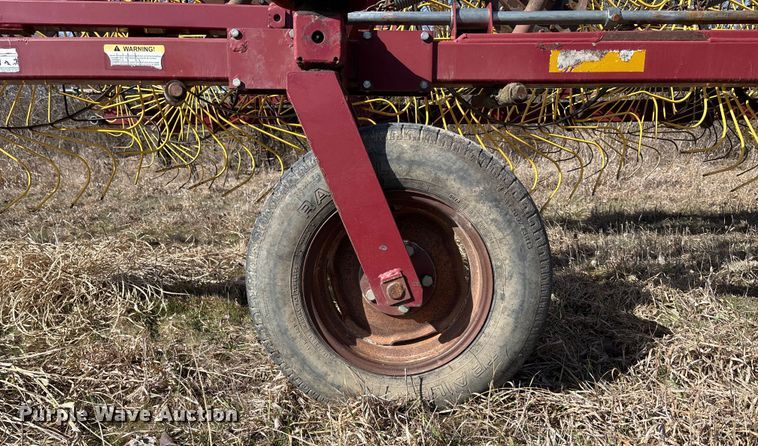 image for item FC1620 M and W DF-12 hay rake