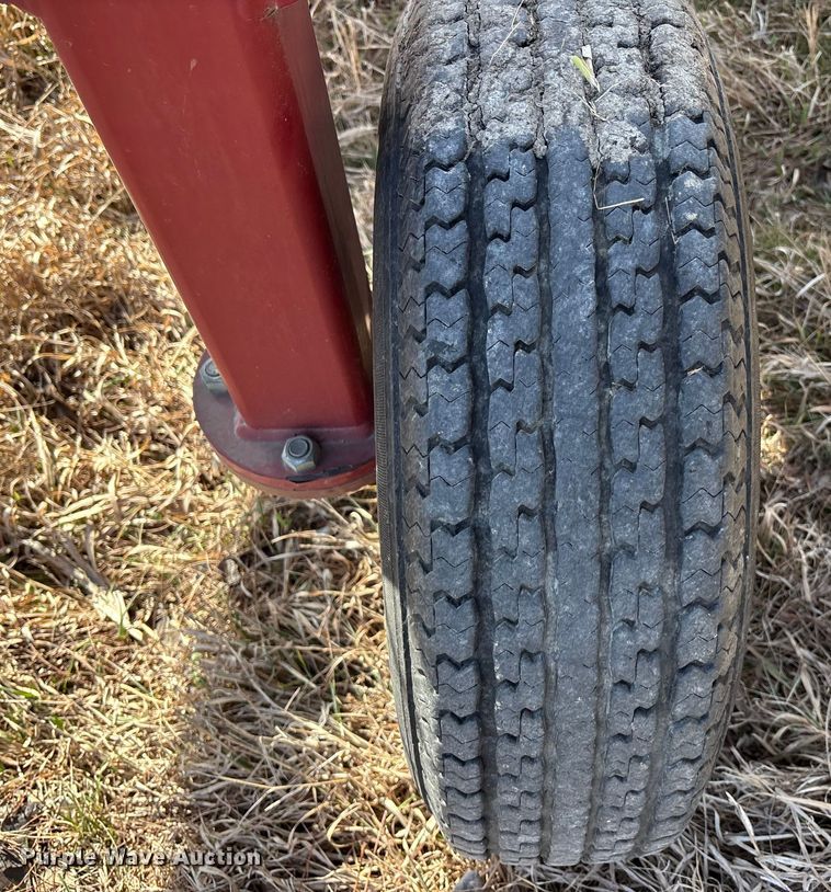 image for item FC1620 M and W DF-12 hay rake