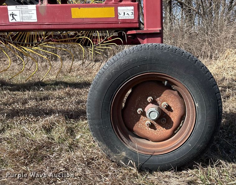 image for item FC1620 M and W DF-12 hay rake