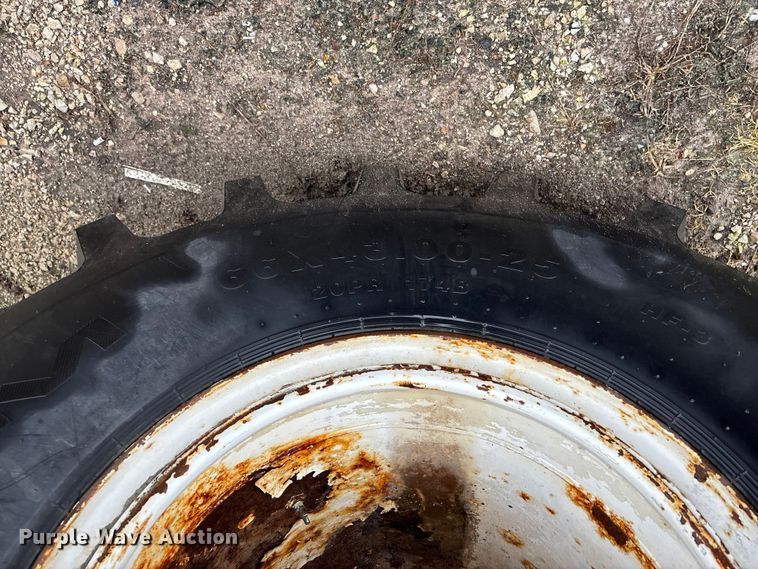 image for item FG0129 2004 International 7400 applicator truck