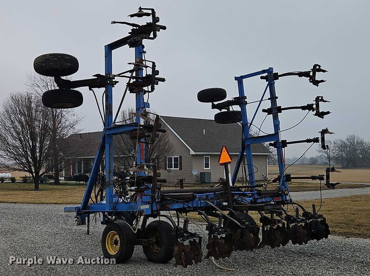 image for item FN5586 DMI 4200 SL II NH3 applicator