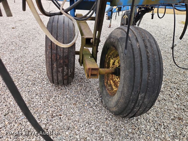 image for item FN5586 DMI 4200 SL II NH3 applicator