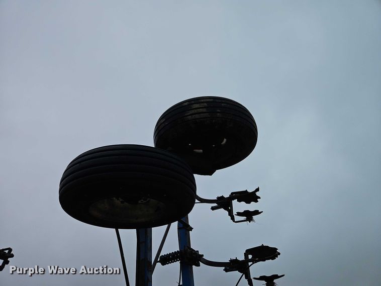 image for item FN5586 DMI 4200 SL II NH3 applicator