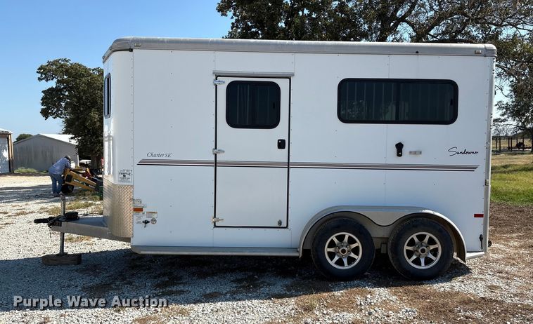 image for item GH9452 2015 Sundowner horse trailer