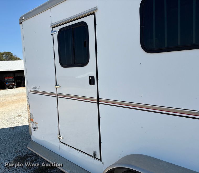 image for item GH9452 2015 Sundowner horse trailer