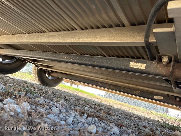 image for item GH9452 2015 Sundowner horse trailer