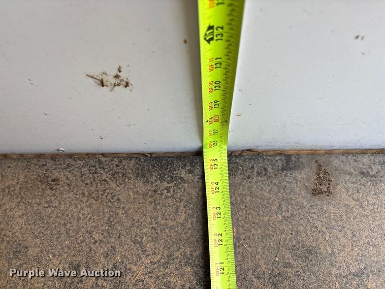 image for item GH9452 2015 Sundowner horse trailer