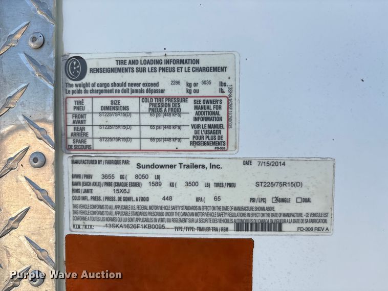 image for item GH9452 2015 Sundowner horse trailer