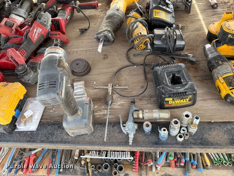 image for item NE9847 Tools