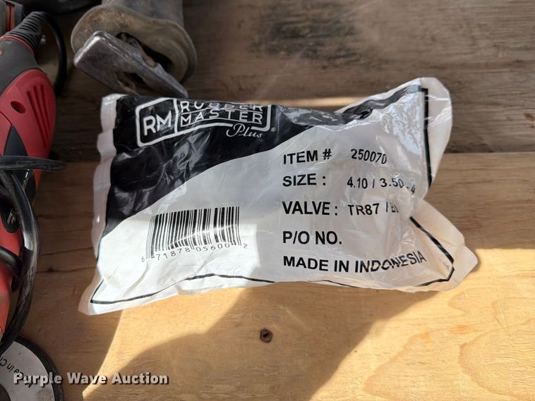 image for item NE9847 Tools