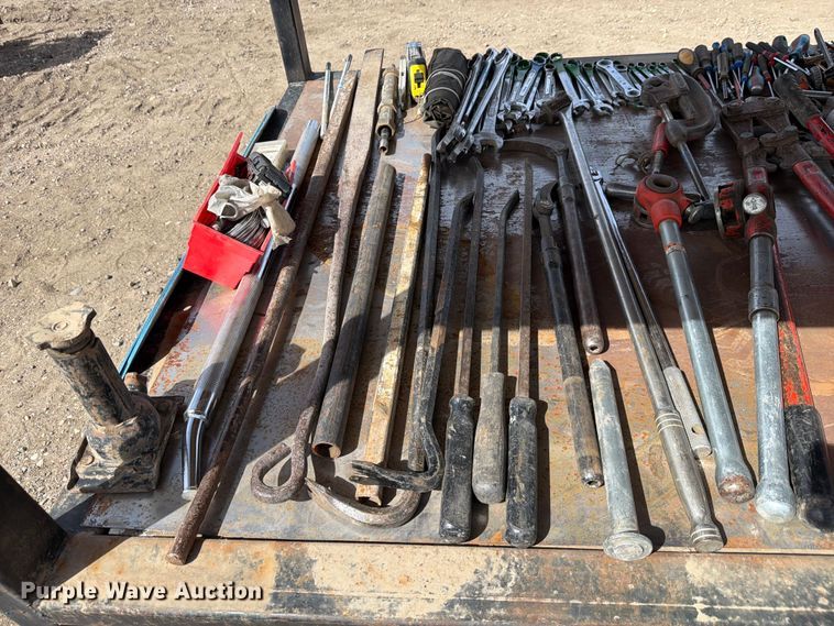 image for item NE9847 Tools