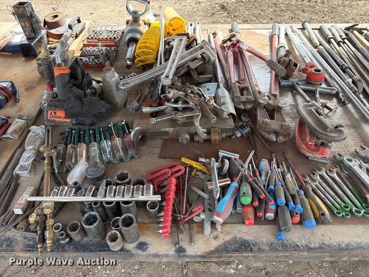 image for item NE9847 Tools