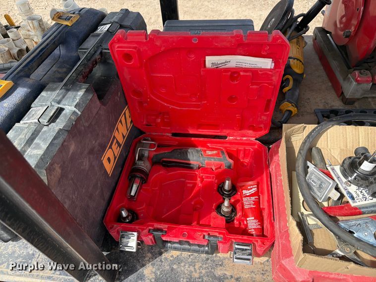 image for item NE9848 Tools