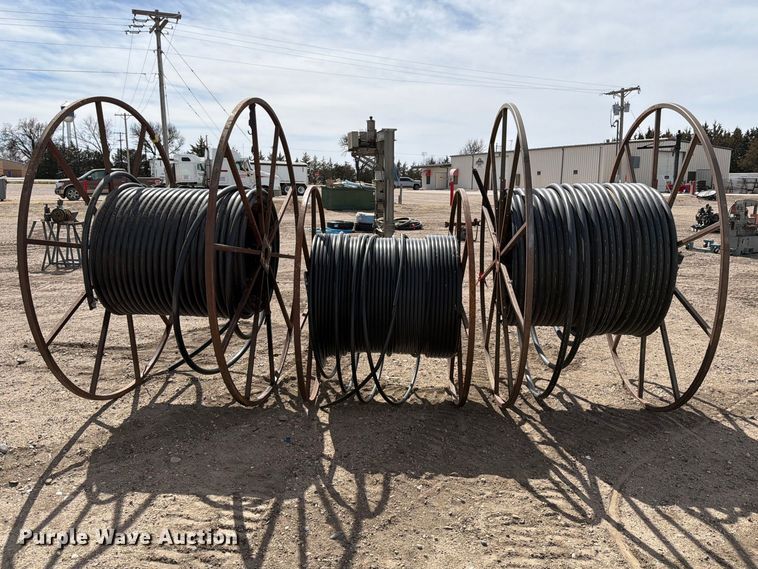 image for item NE9849 (3) hose reels