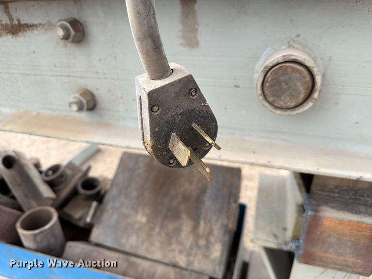 image for item NE9851 Hydraulic press