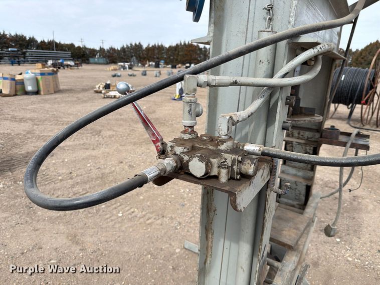 image for item NE9851 Hydraulic press