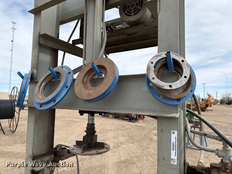 image for item NE9851 Hydraulic press