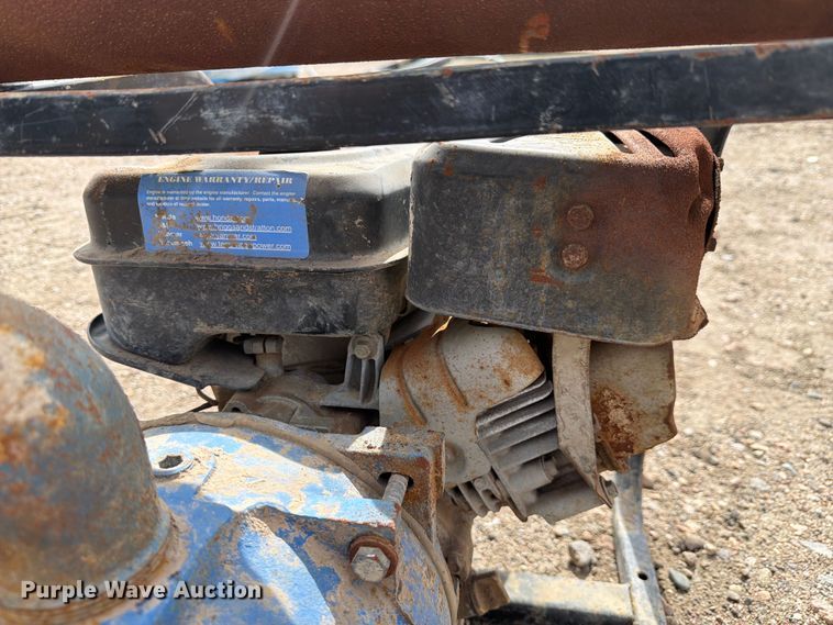 image for item NE9852 Vanguard pump