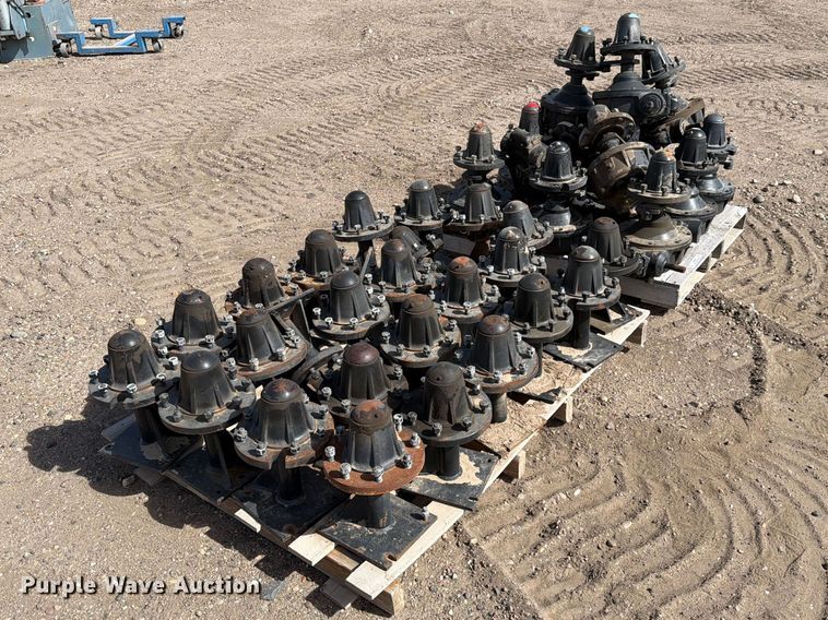 image for item NE9855 Pivot irrigation hubs