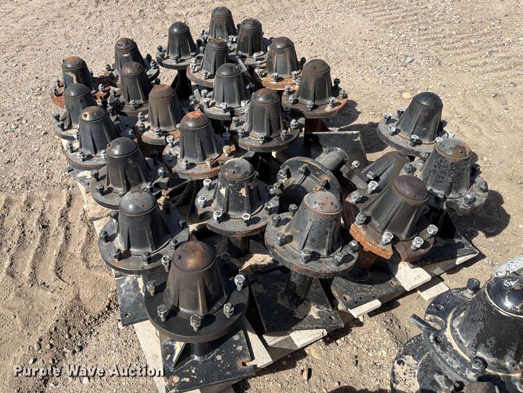 image for item NE9855 Pivot irrigation hubs