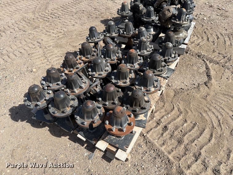 image for item NE9855 Pivot irrigation hubs