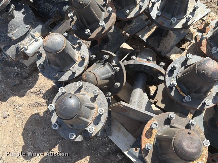 image for item NE9855 Pivot irrigation hubs