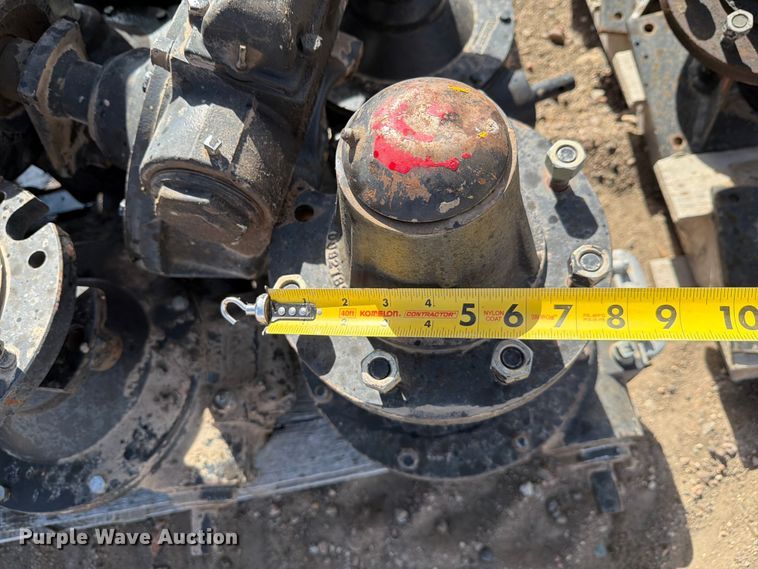 image for item NE9855 Pivot irrigation hubs