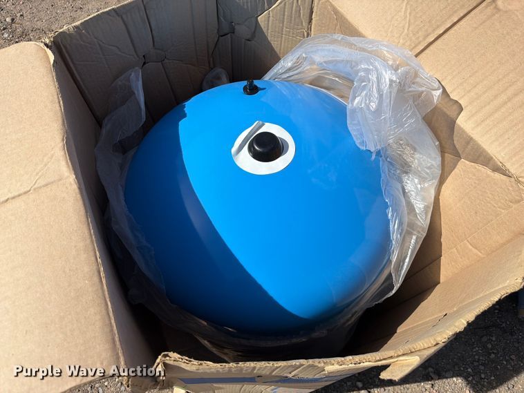 image for item NE9858 Pressure tanks