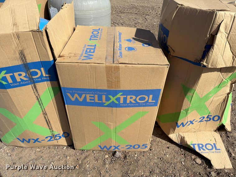 image for item NE9858 Pressure tanks