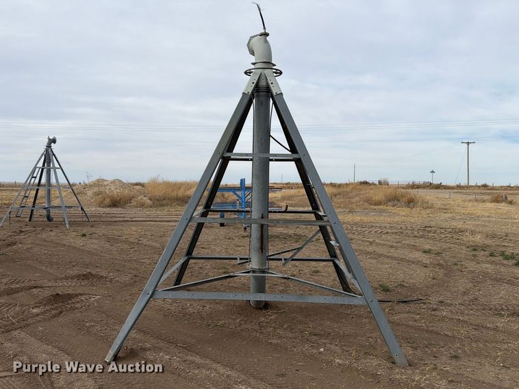 image for item NE9866 Valmont 6000 center pivot